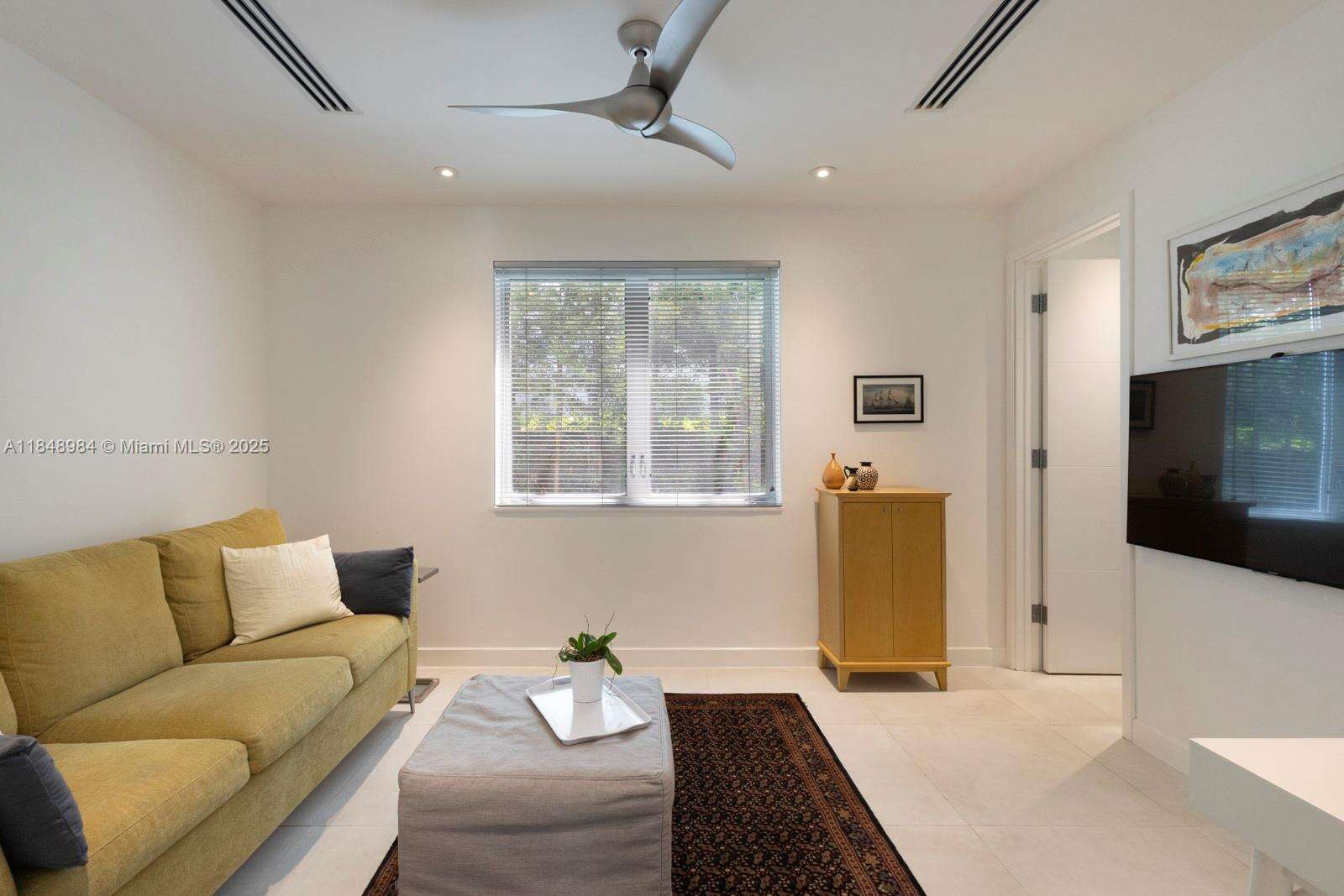 3175 Washington St, Miami, FL 33133 | Picture 24