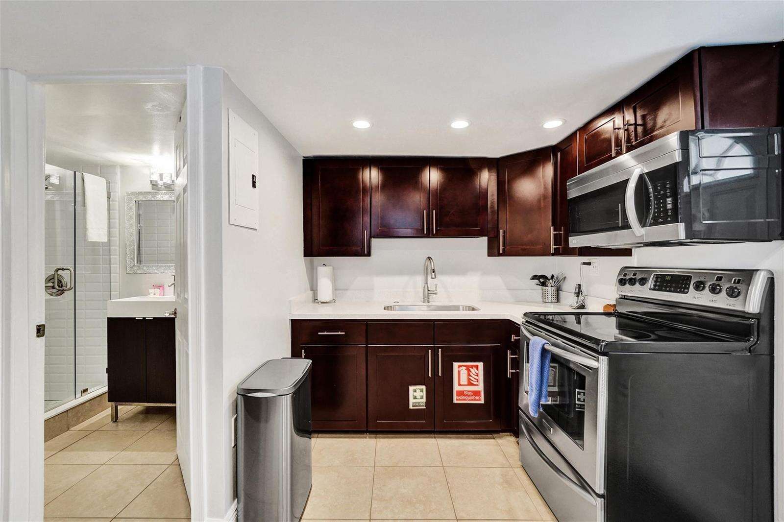 1245 17th, Fort Lauderdale, FL 33304 - For Sale photo 22