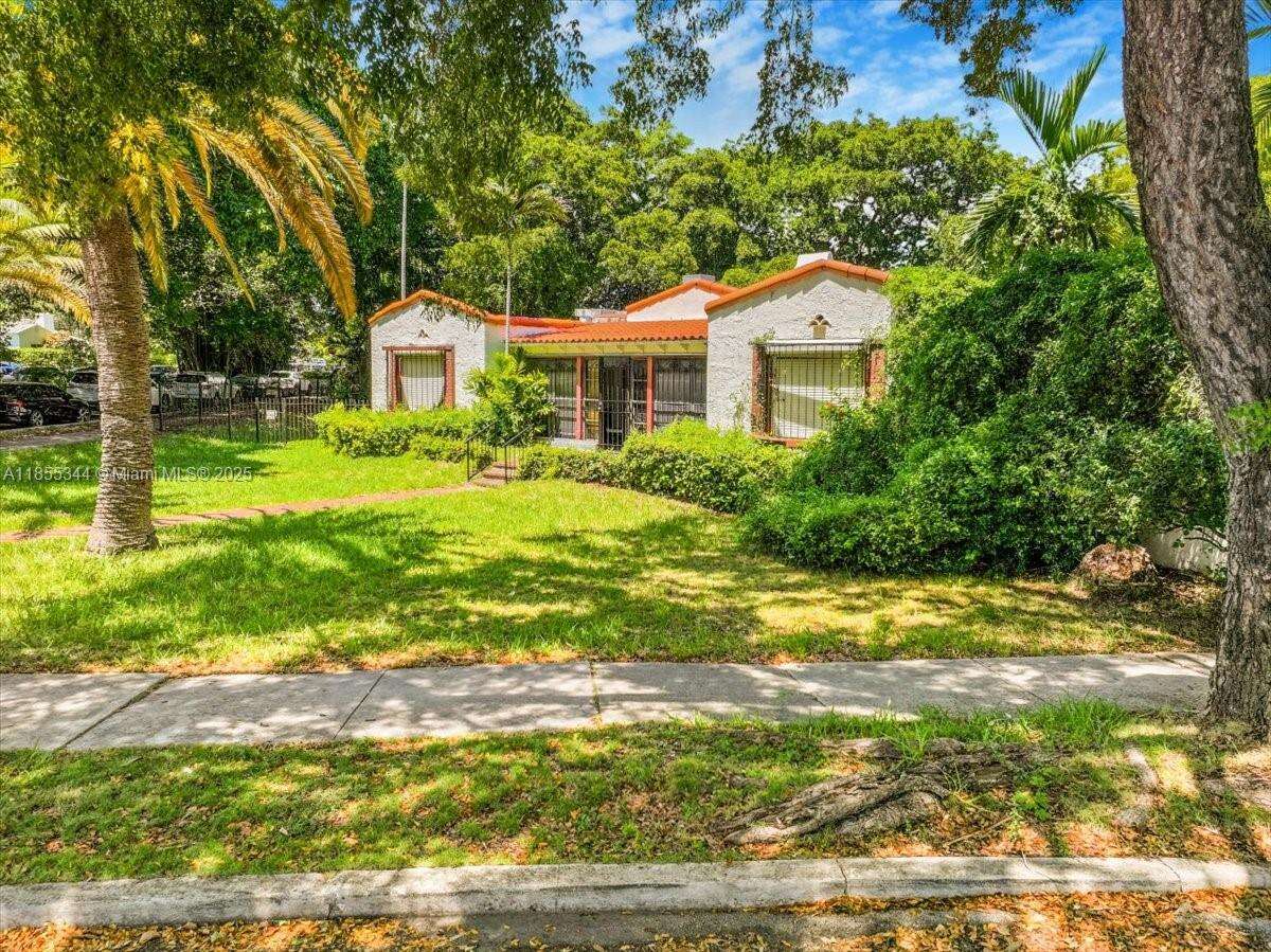 5900 5th Ave, Miami, FL 33137 | Picture 2