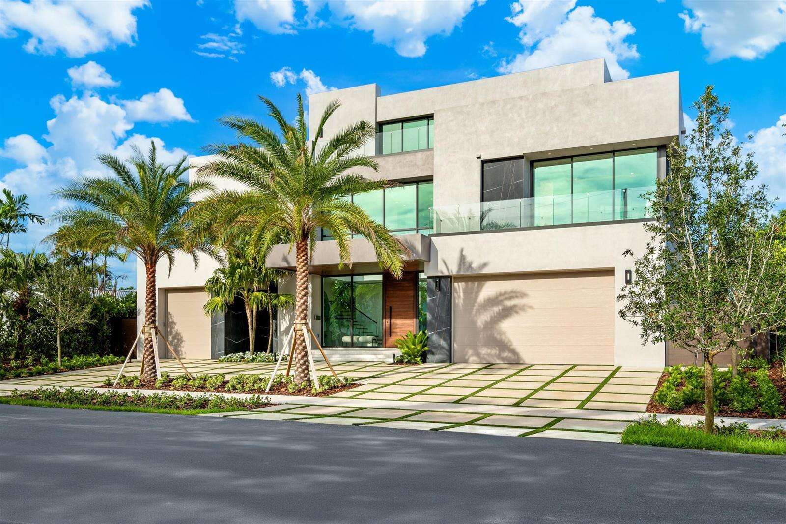 2000 Harbourview, Fort Lauderdale, FL 33316 - For Sale photo 3