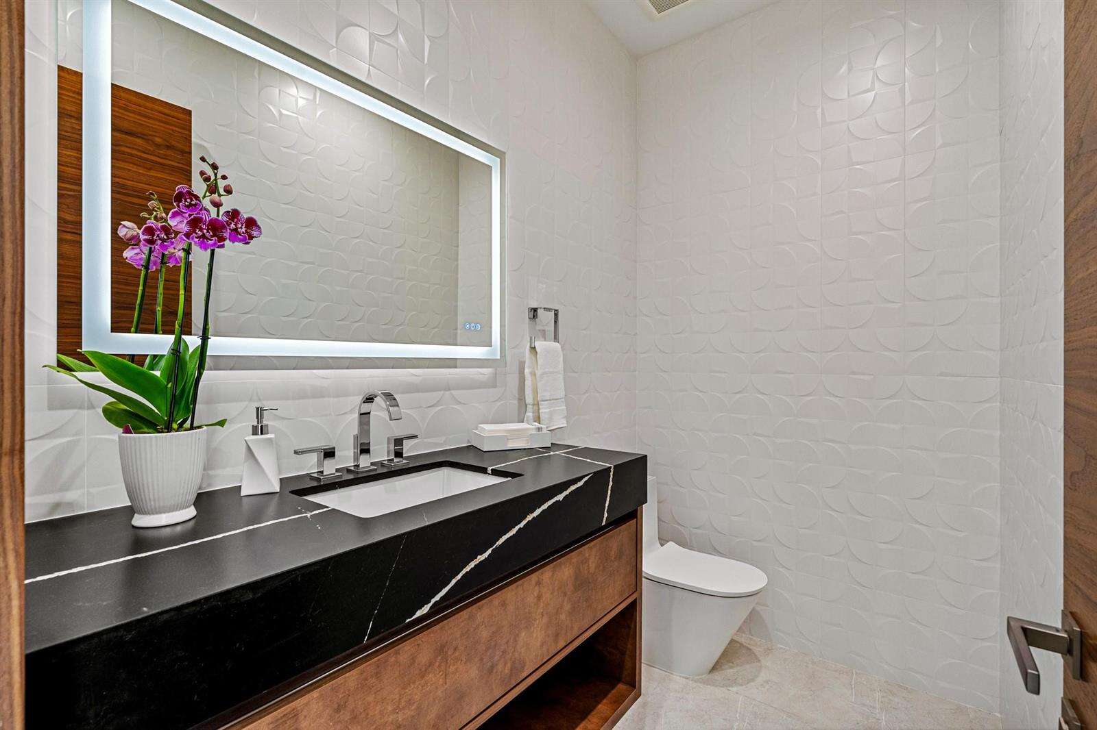 2000 Harbourview, Fort Lauderdale, FL 33316 - For Sale photo 9