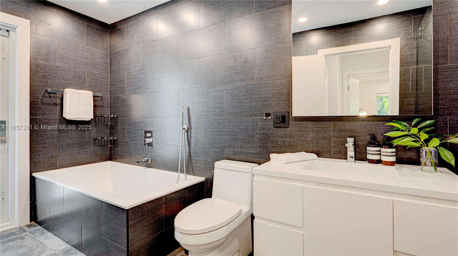 1090 92nd St, Miami Shores, FL 33138 | Picture 38