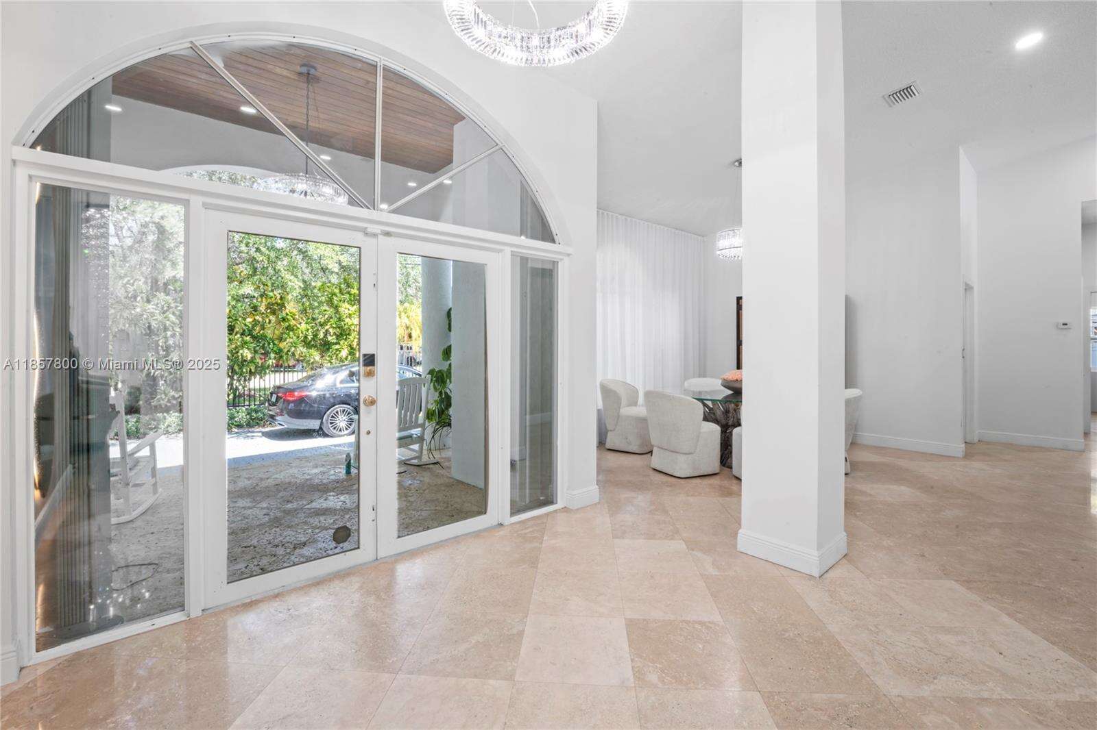 5750 67th Ave, Miami, FL 33143 - For Sale photo 15