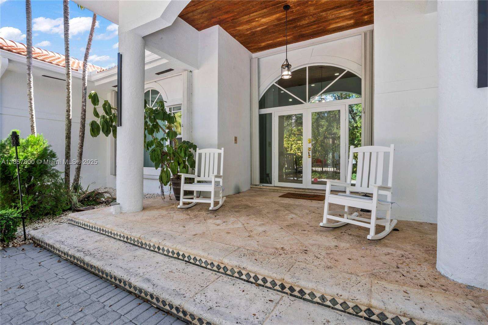5750 67th Ave, Miami, FL 33143 - For Sale photo 3