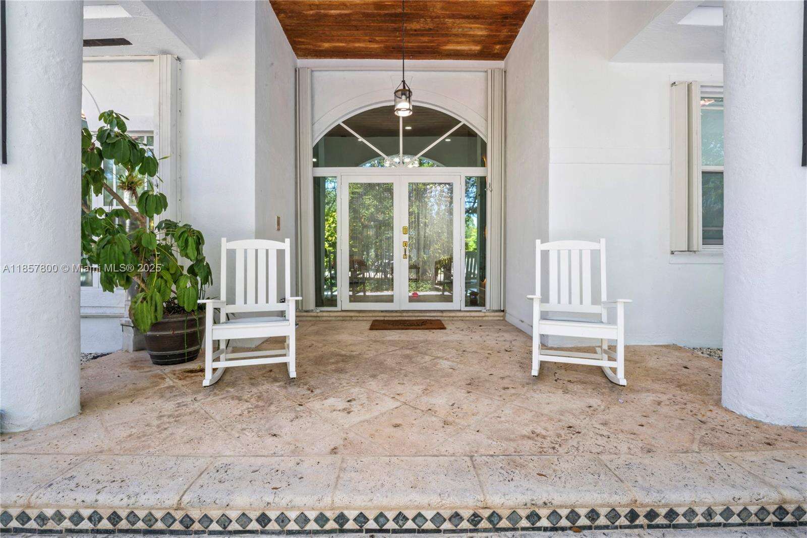 5750 67th Ave, Miami, FL 33143 - For Sale photo 4