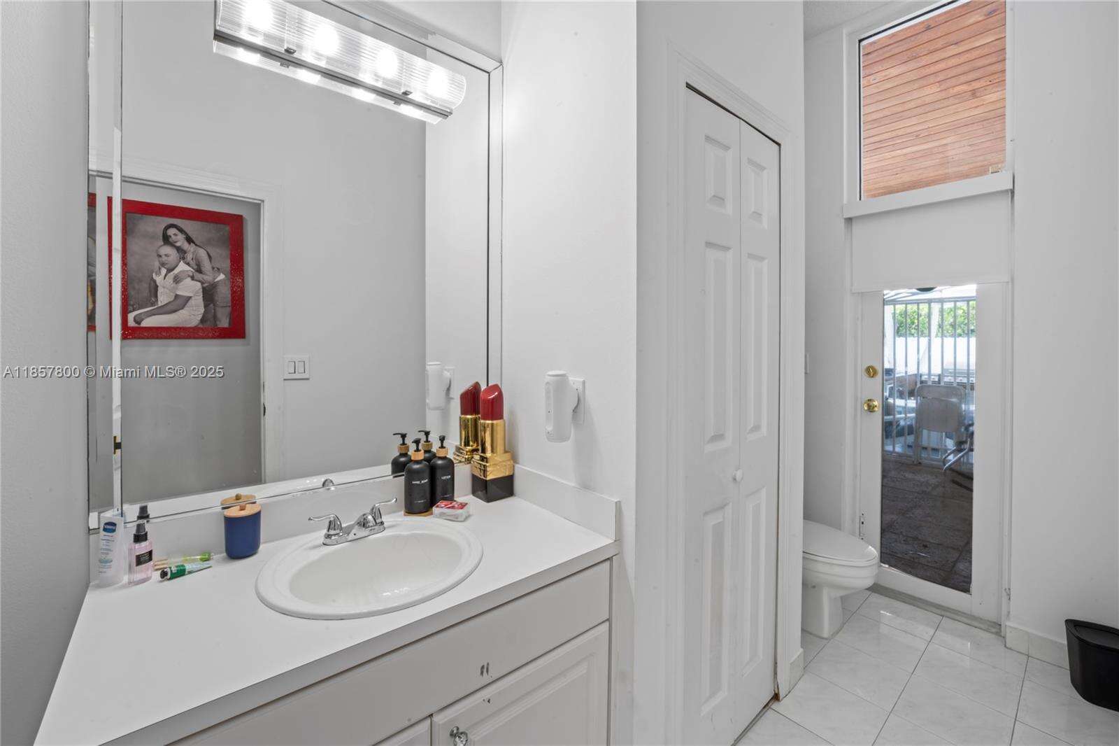 5750 67th Ave, Miami, FL 33143 - For Sale photo 45