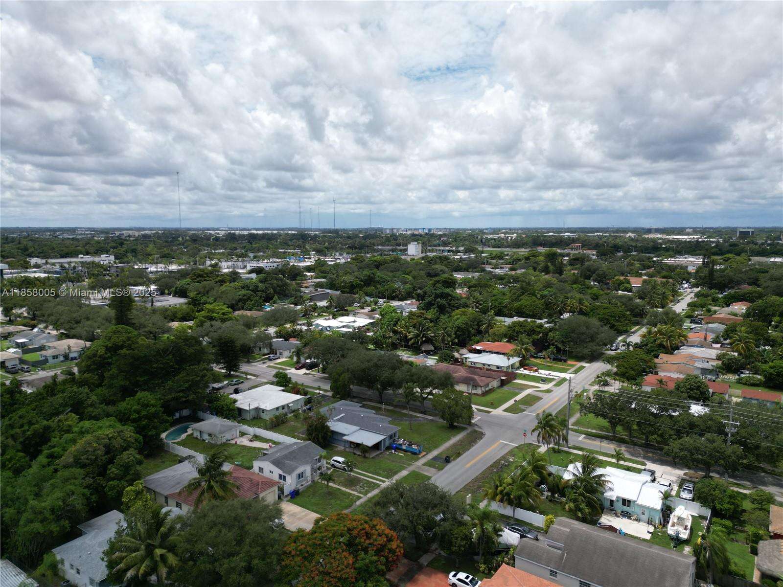 2527 Fillmore St, Hollywood, FL 33020 - For Sale photo 11