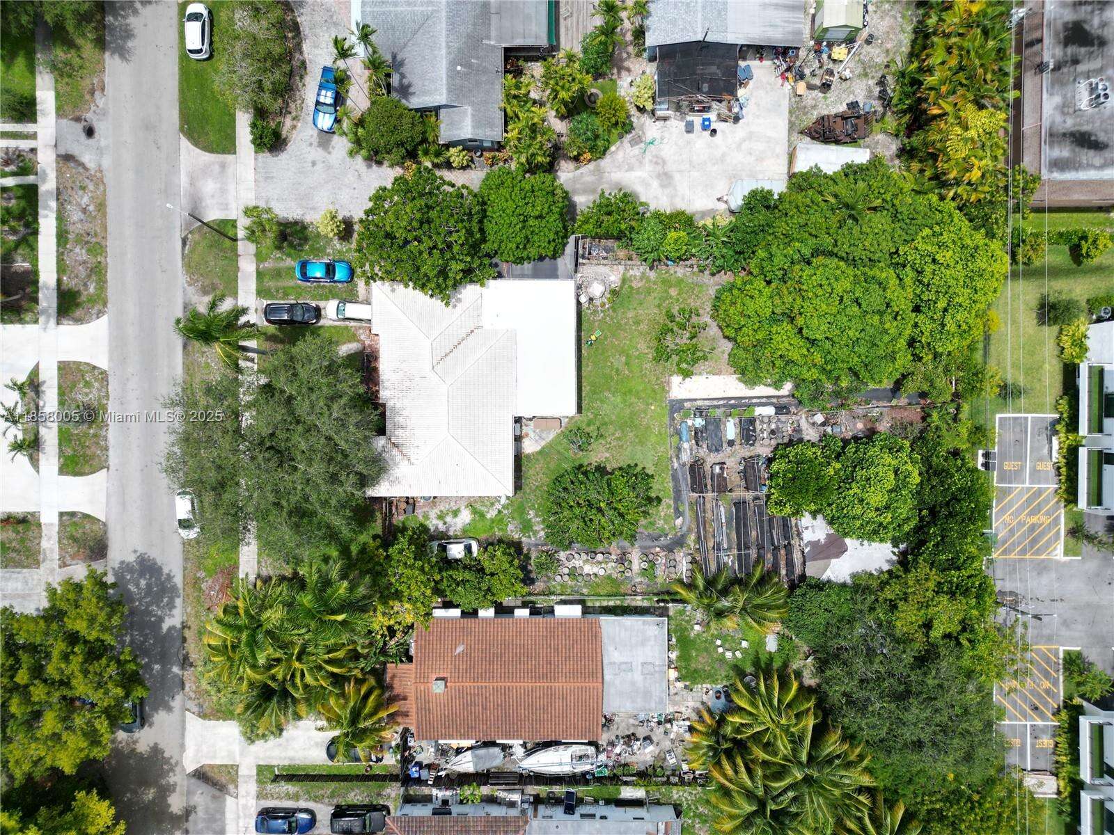 2527 Fillmore St, Hollywood, FL 33020 - For Sale photo 16