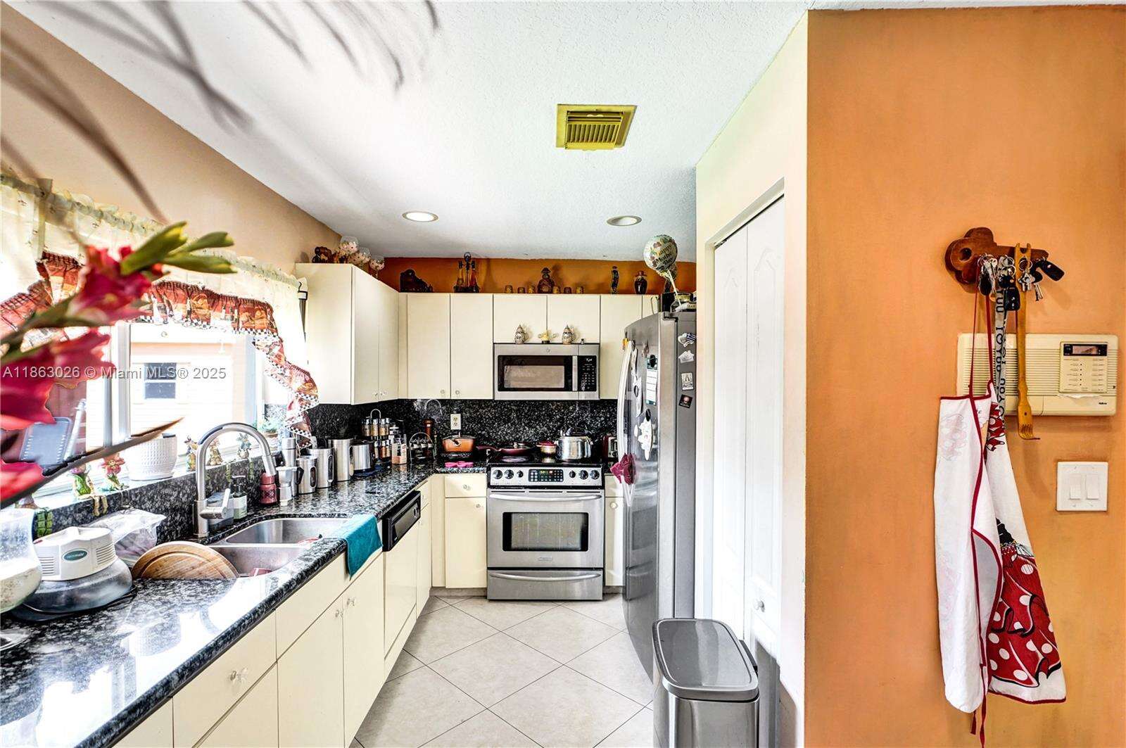 14824 180th St, Miami, FL 33187 | Picture 9