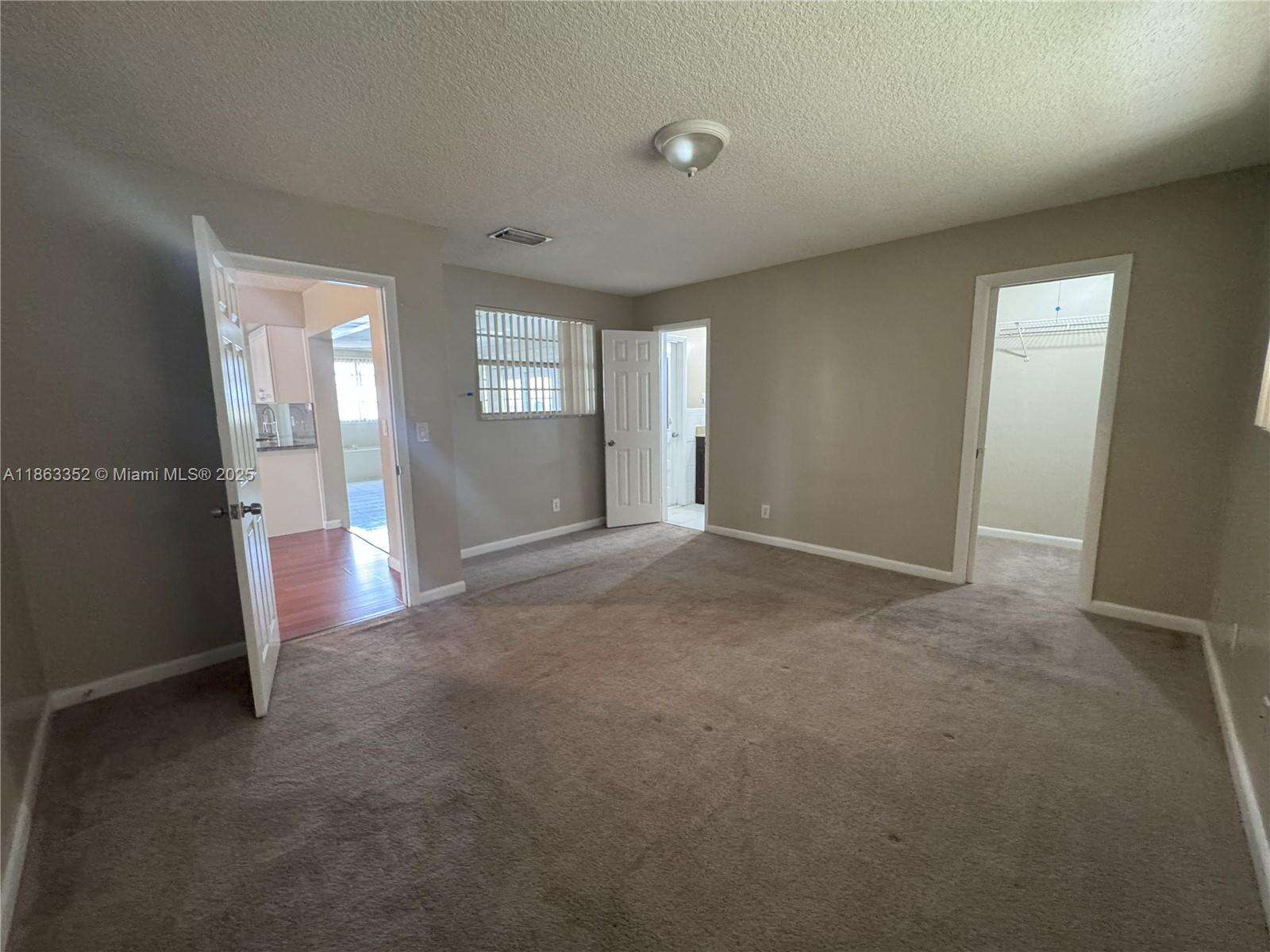 2201 54th Ave, Hollywood, FL 33021 | Picture 6