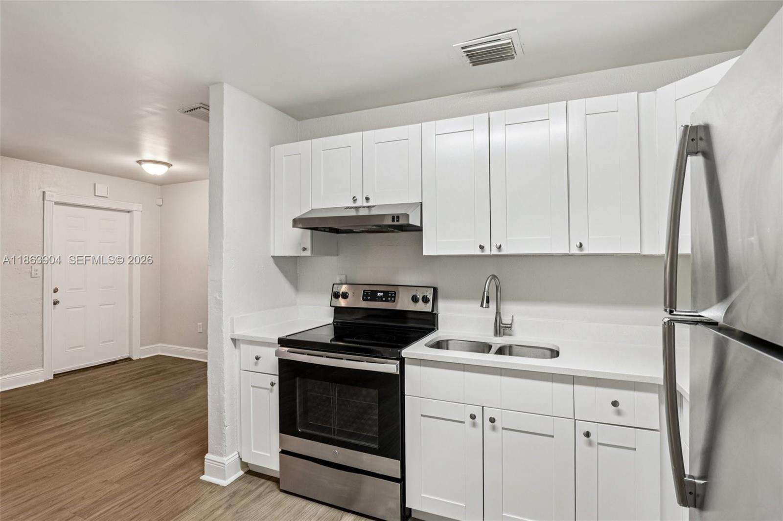 6546 21st St, Miramar, FL 33023 - Pending Sale photo 13