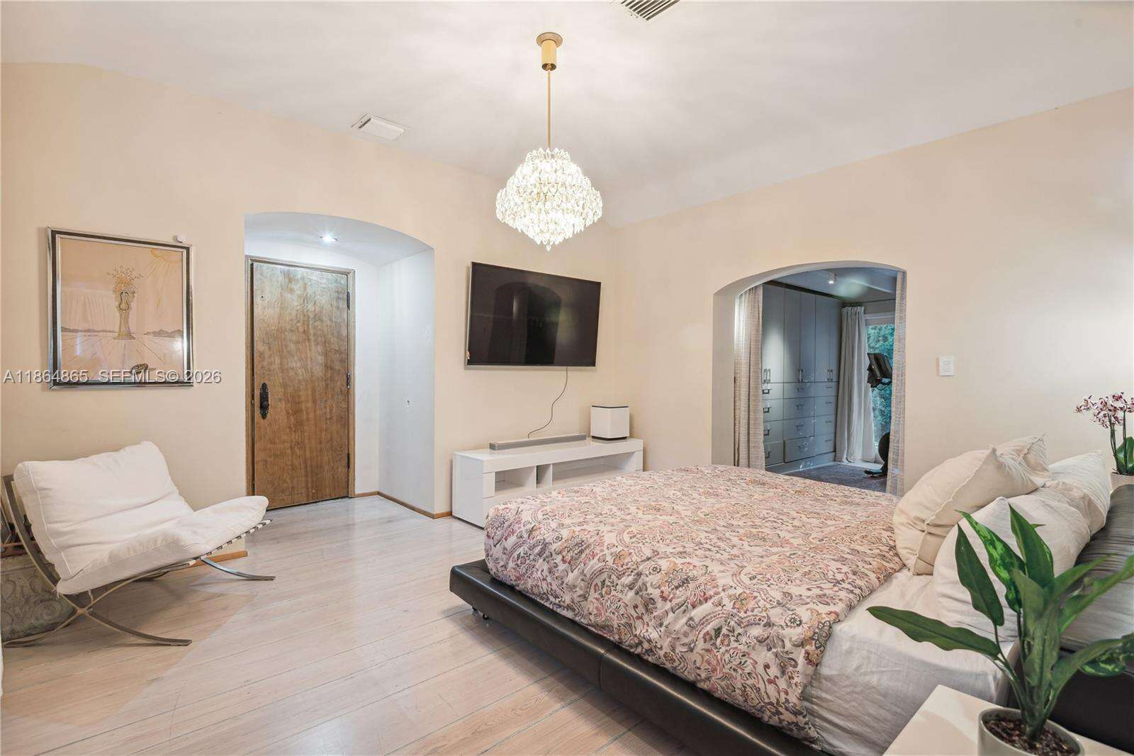 6350 Pinetree Dr, Miami Beach, FL 33141 | Picture 19