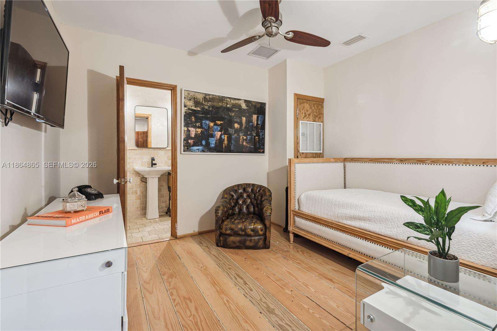 6350 Pinetree Dr, Miami Beach, FL 33141 | Picture 24