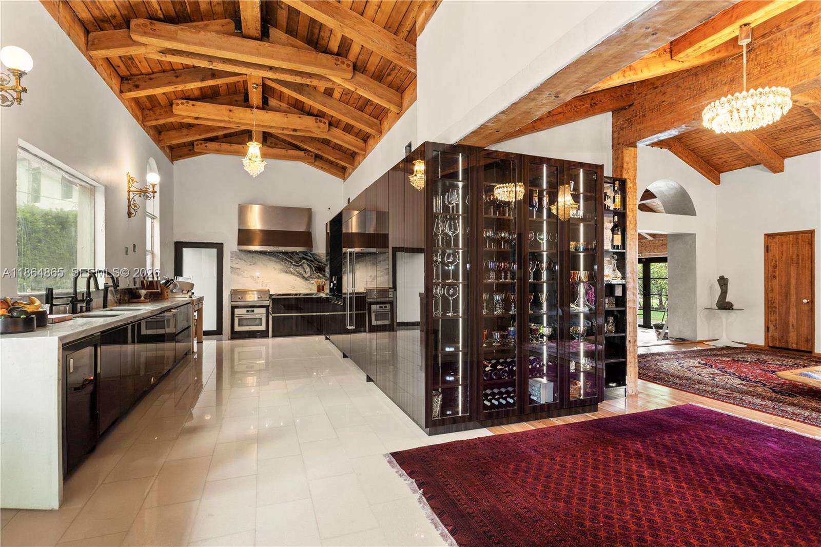 6350 Pinetree Dr, Miami Beach, FL 33141 | Picture 5