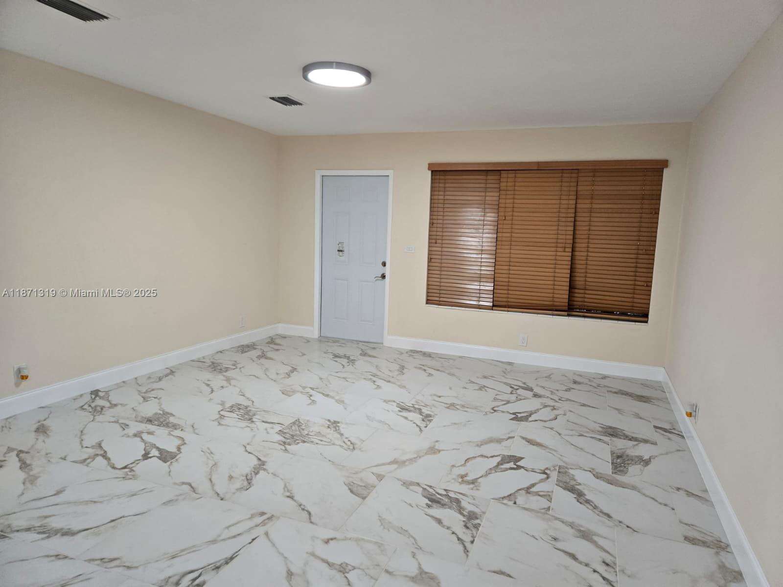 6751 Meade St, Hollywood, FL 33024 - For Sale photo 2