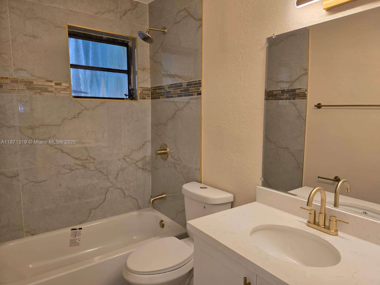 6751 Meade St, Hollywood, FL 33024 - For Sale photo 8
