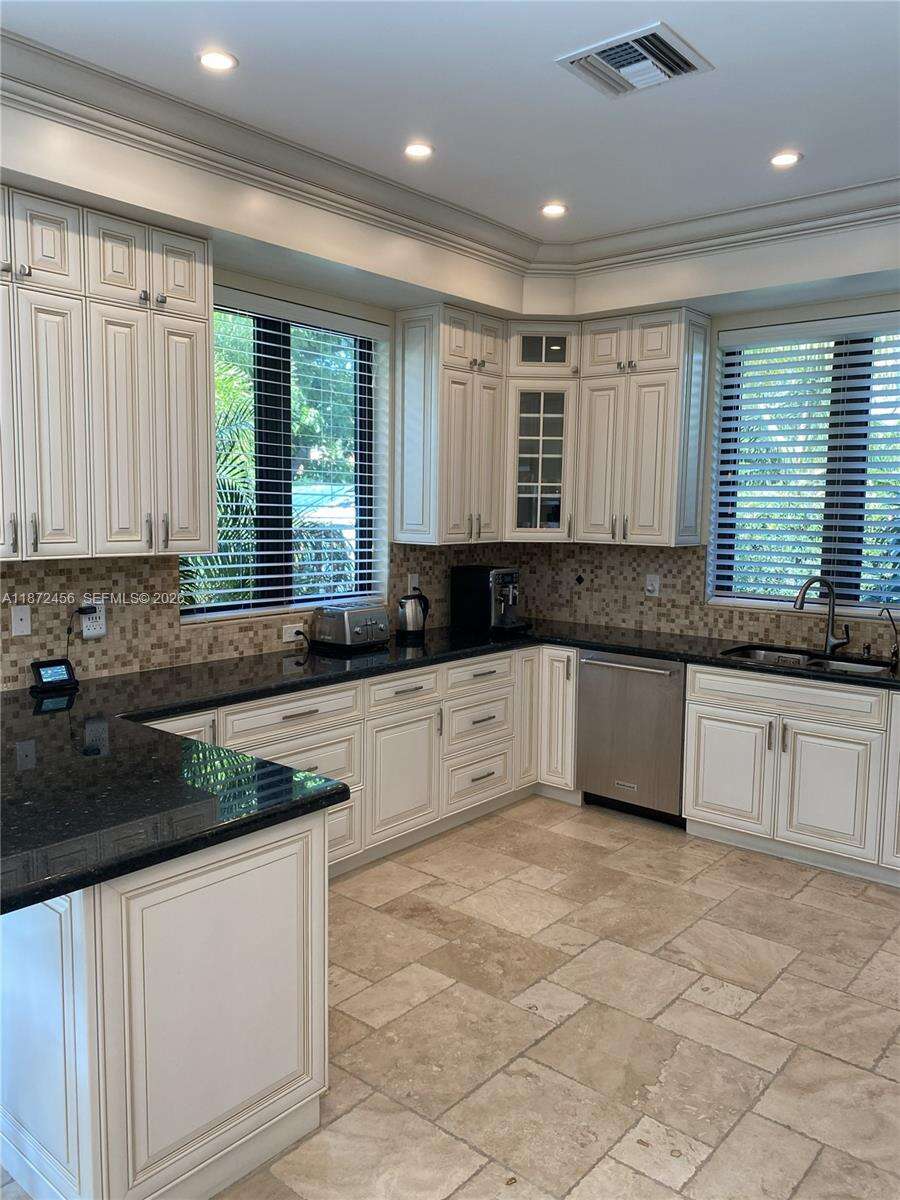 343 190th St, Sunny Isles Beach, FL 33160 - For Sale photo 29
