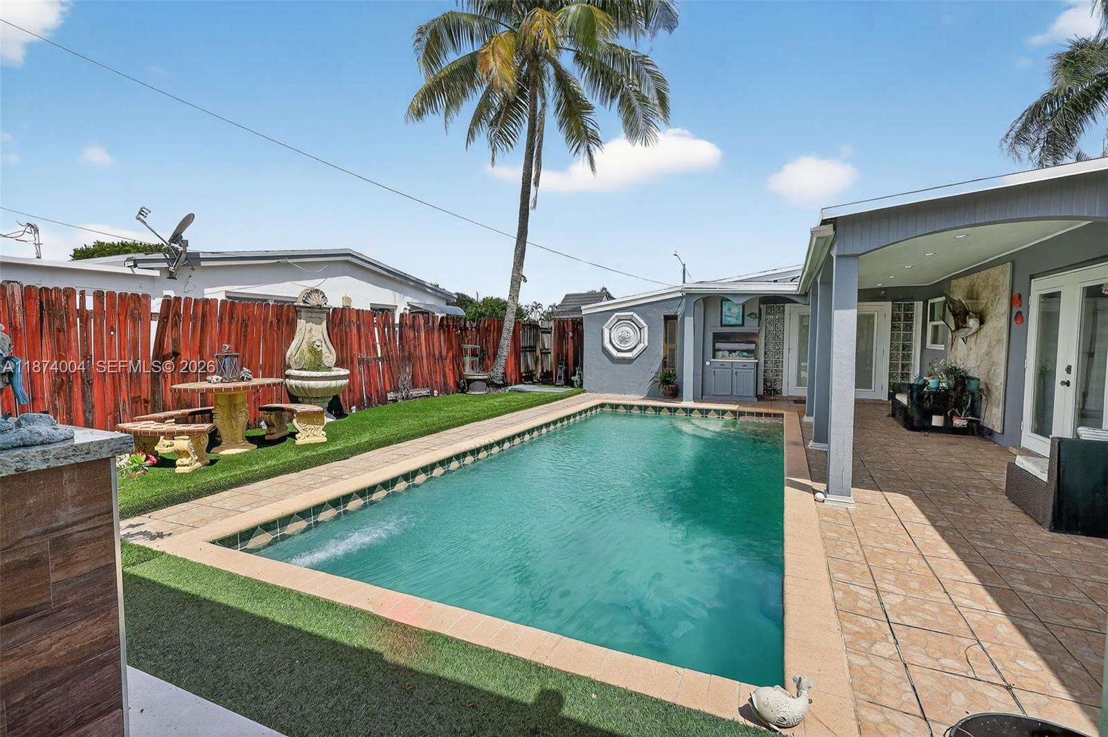 7120 Wilson St, Hollywood, FL 33024 - For Sale photo 2