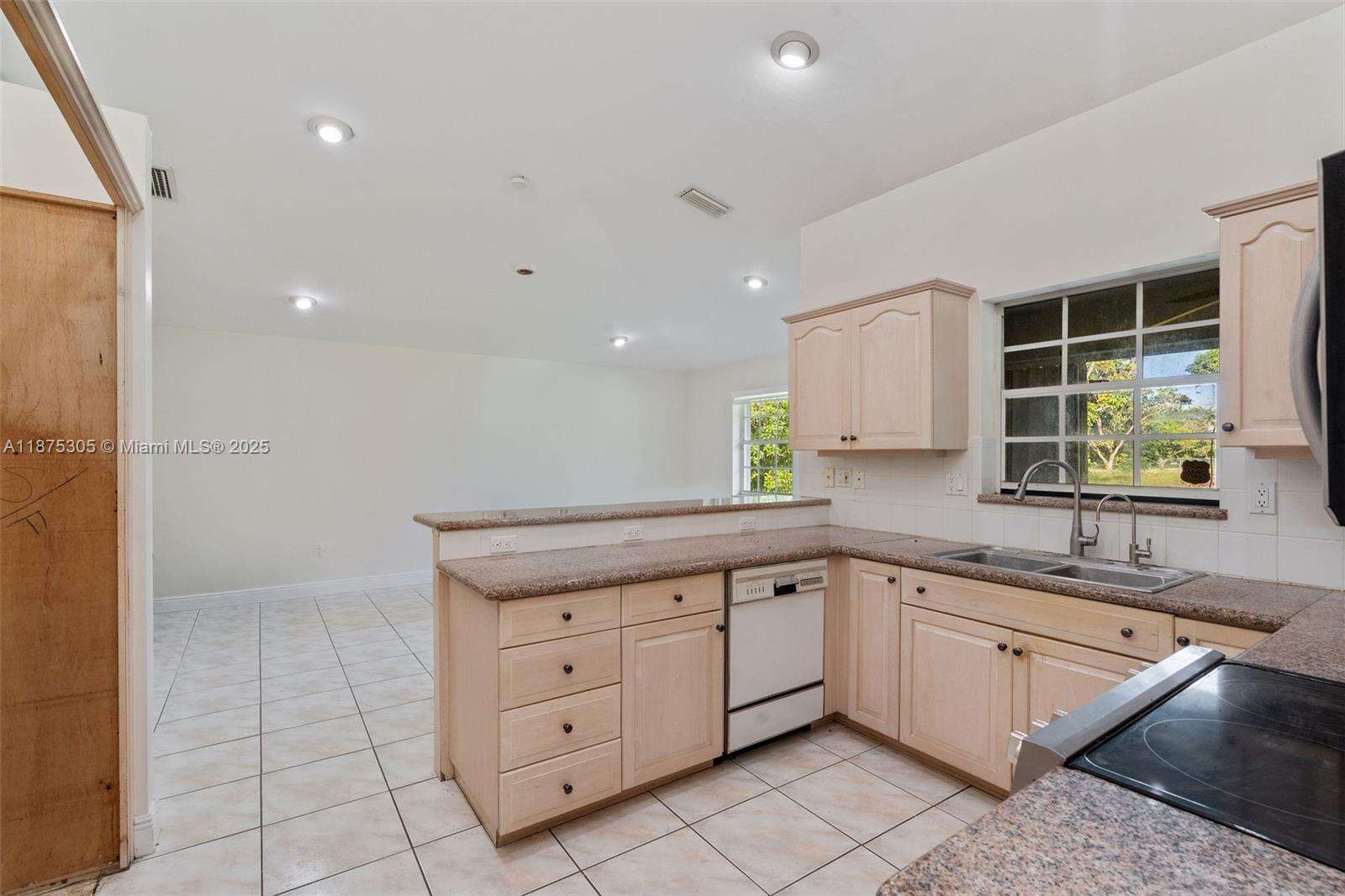 16035 173rd Ave, Miami, FL 33187 | Picture 24