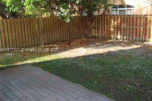 7733 17th Ct, Pembroke Pines, FL 33024 - For Sale photo 22