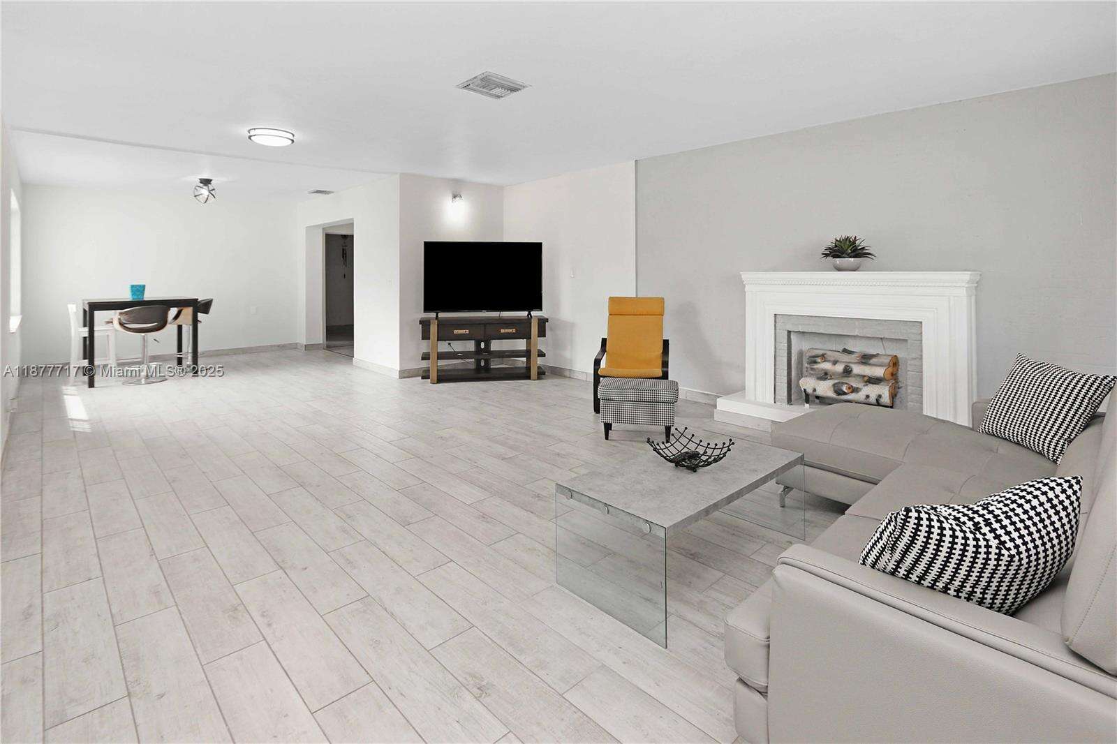 1510 Hayes St, Hollywood, FL 33020 | Picture 8