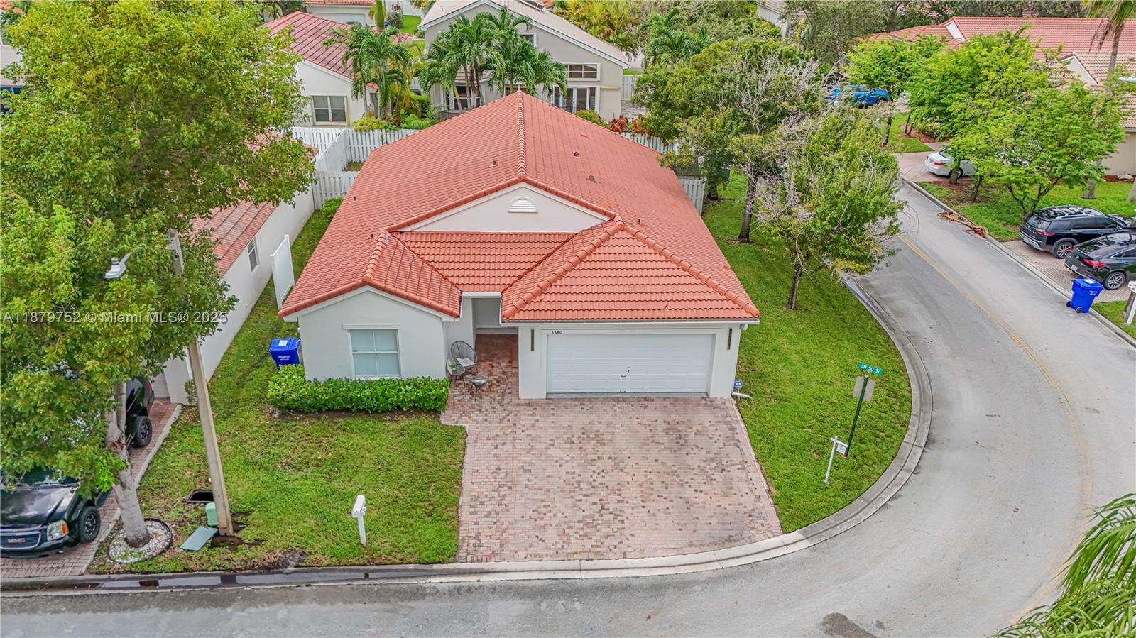 3380 50th St, Hollywood, FL 33312 | Picture 1