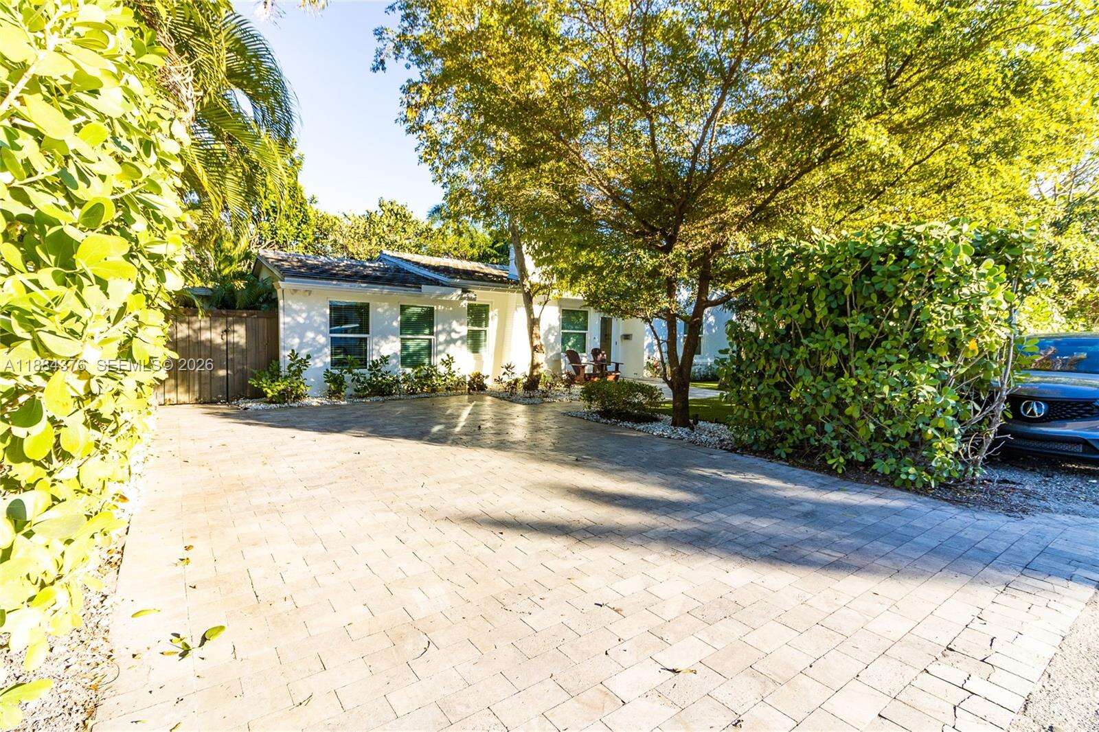 744 16th Ave, Fort Lauderdale, FL 33304 | Picture 2