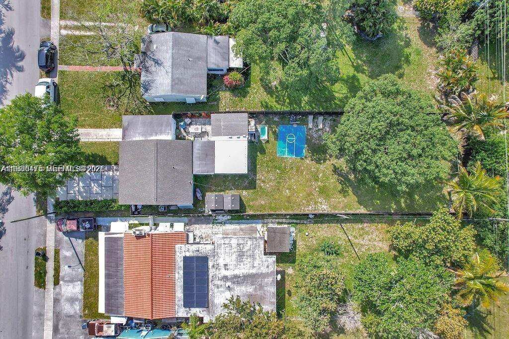 2635 Fillmore St, Hollywood, FL 33020 - For Sale photo 2
