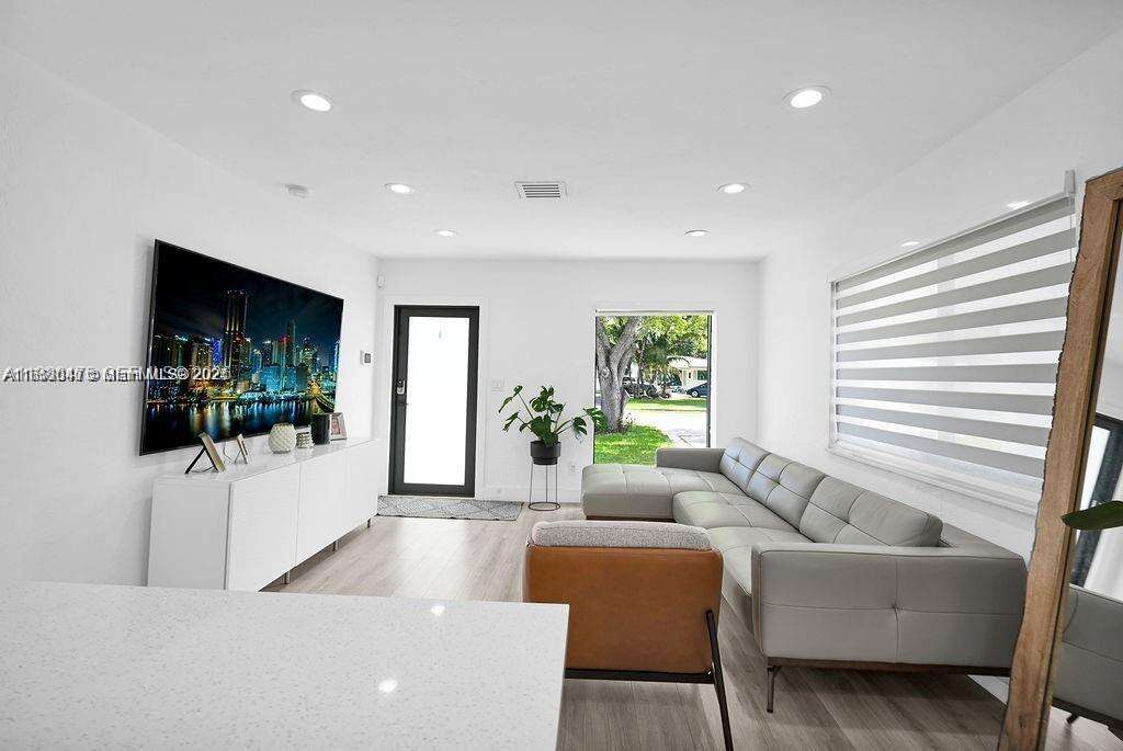 2635 Fillmore St, Hollywood, FL 33020 - For Sale photo 26