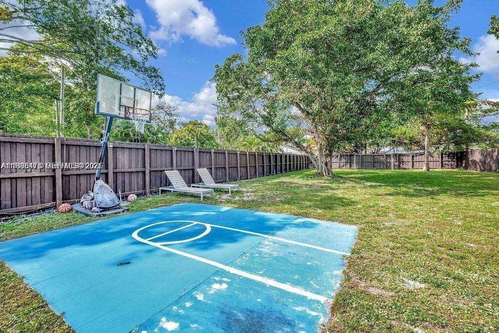 2635 Fillmore St, Hollywood, FL 33020 - For Sale photo 5