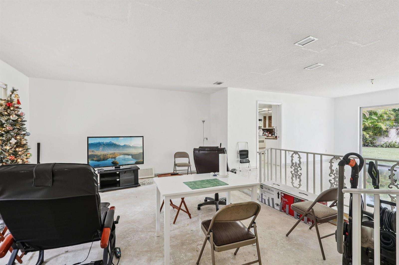 525 58th, Miami, FL 33137 - For Sale photo 13