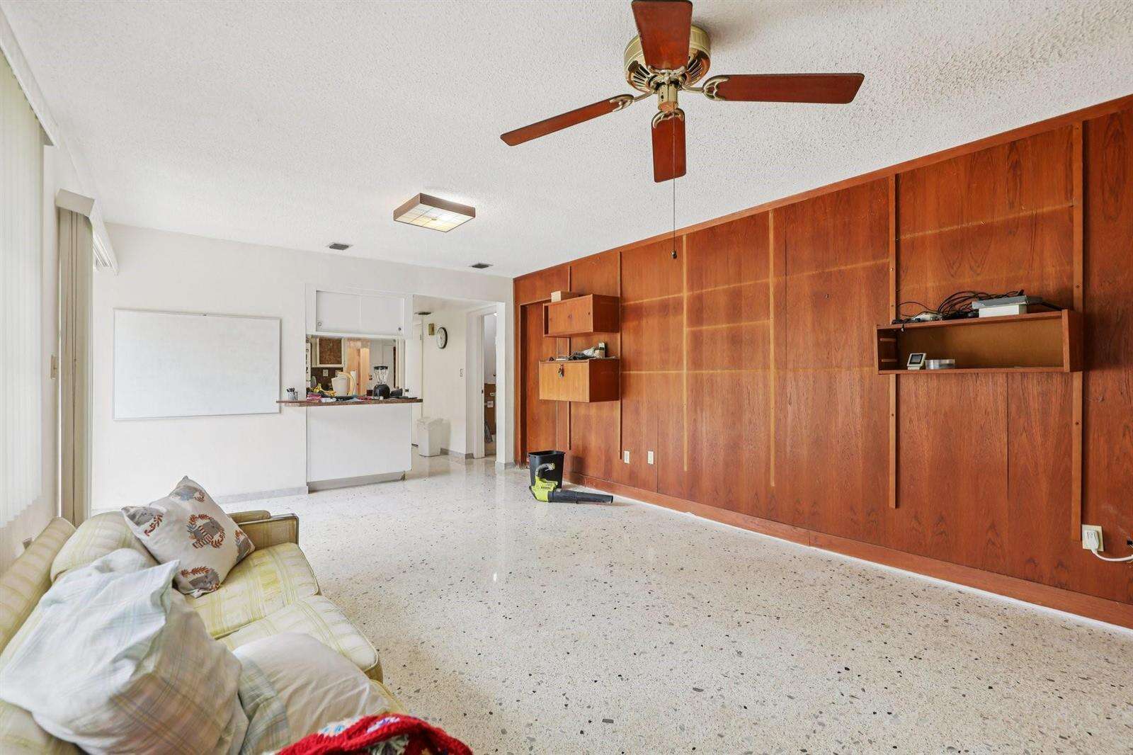 525 58th, Miami, FL 33137 - For Sale photo 6
