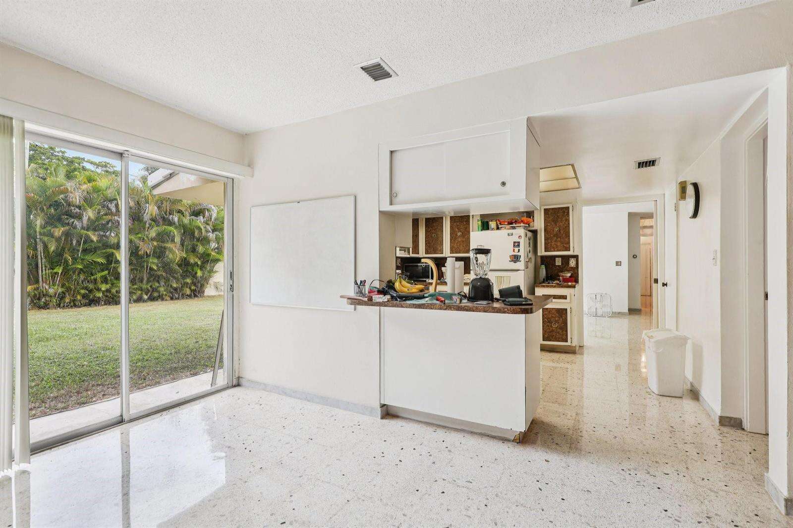 525 58th, Miami, FL 33137 - For Sale photo 9