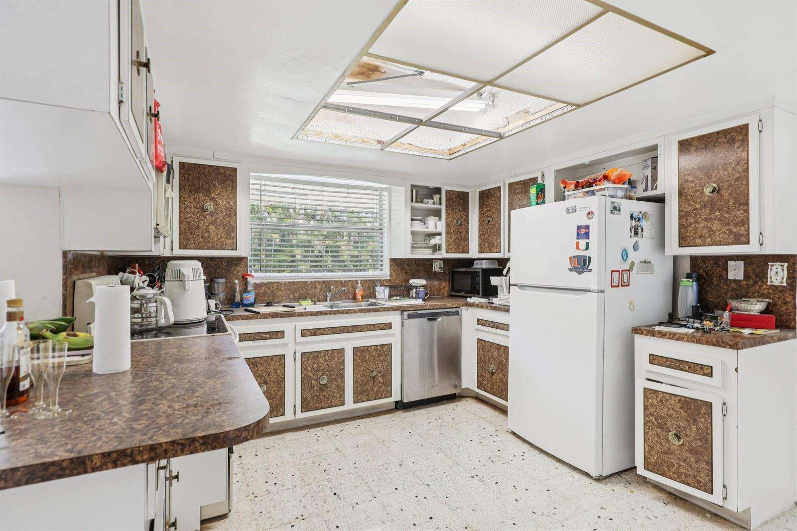 525 58th, Miami, FL 33137 - For Sale photo 10