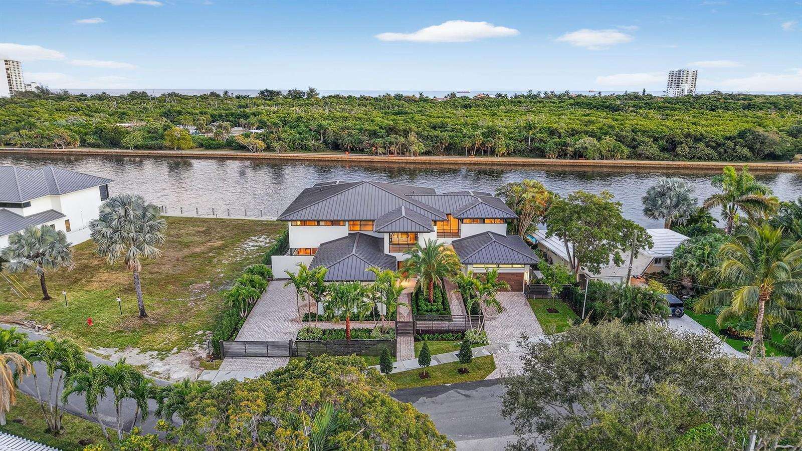 1918 Intracoastal, Fort Lauderdale, FL 33305 - For Sale photo 2