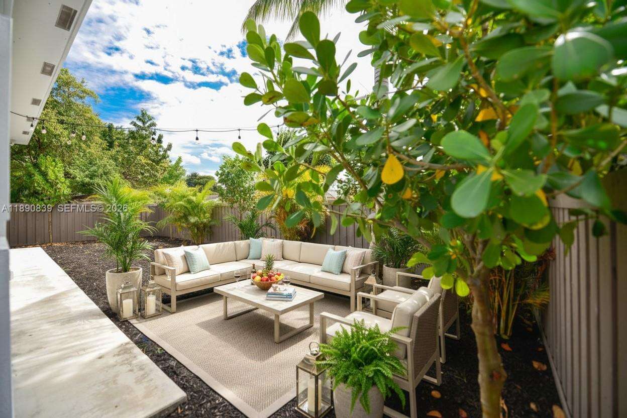 635 9th St, Hallandale Beach, FL 33009 | Picture 38