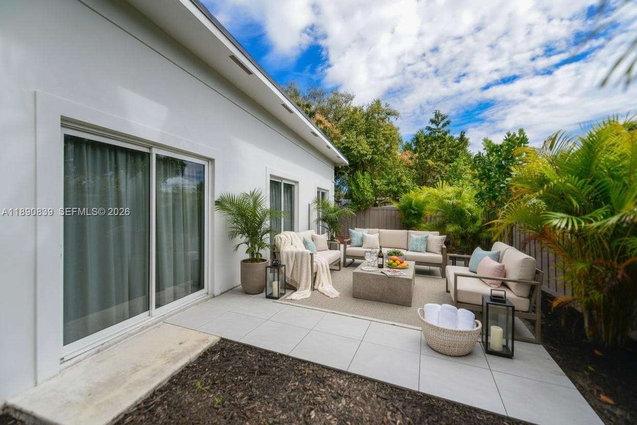 635 9th St, Hallandale Beach, FL 33009 | Picture 39