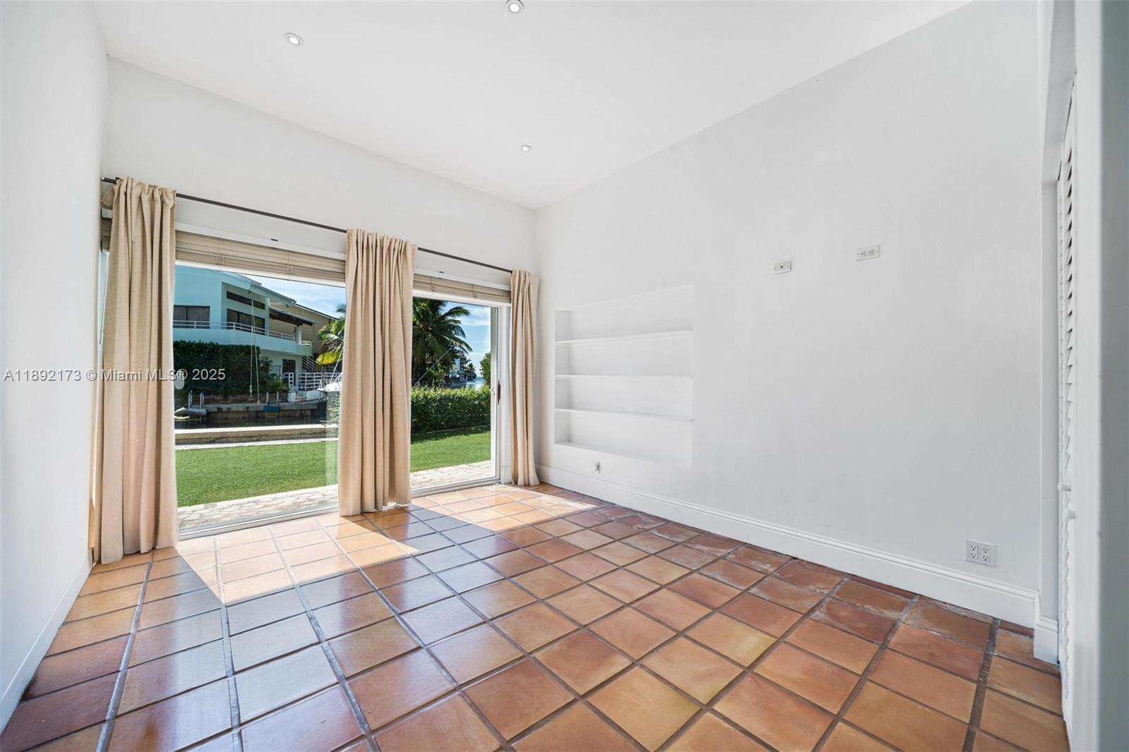 2120 Bayshore Dr, Miami, FL 33133 | Picture 18