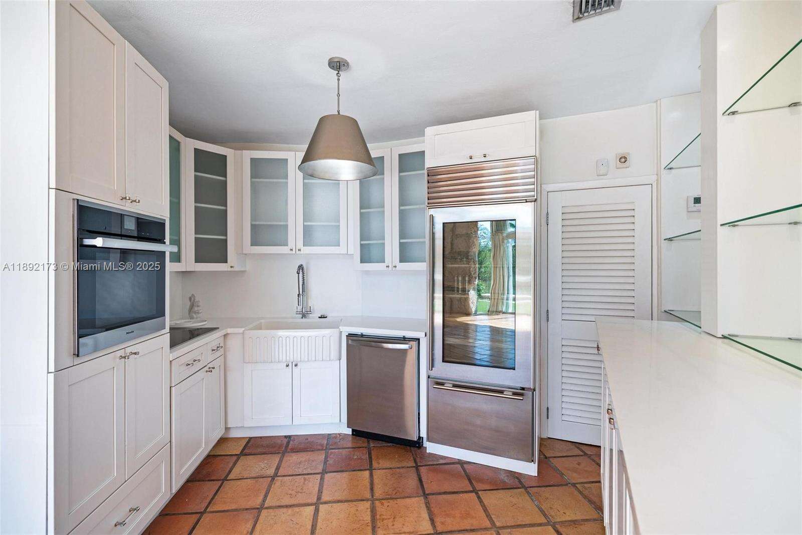 2120 Bayshore Dr, Miami, FL 33133 | Picture 6