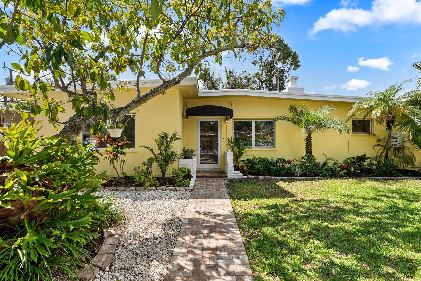 1406 15th, Fort Lauderdale, FL 33304 - For Sale photo 2