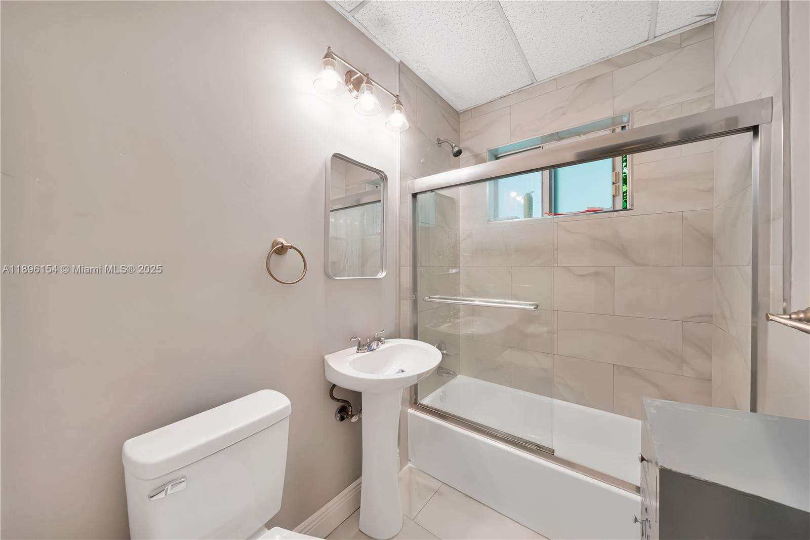 3577 Charles Ave, Miami, FL 33133 | Picture 16