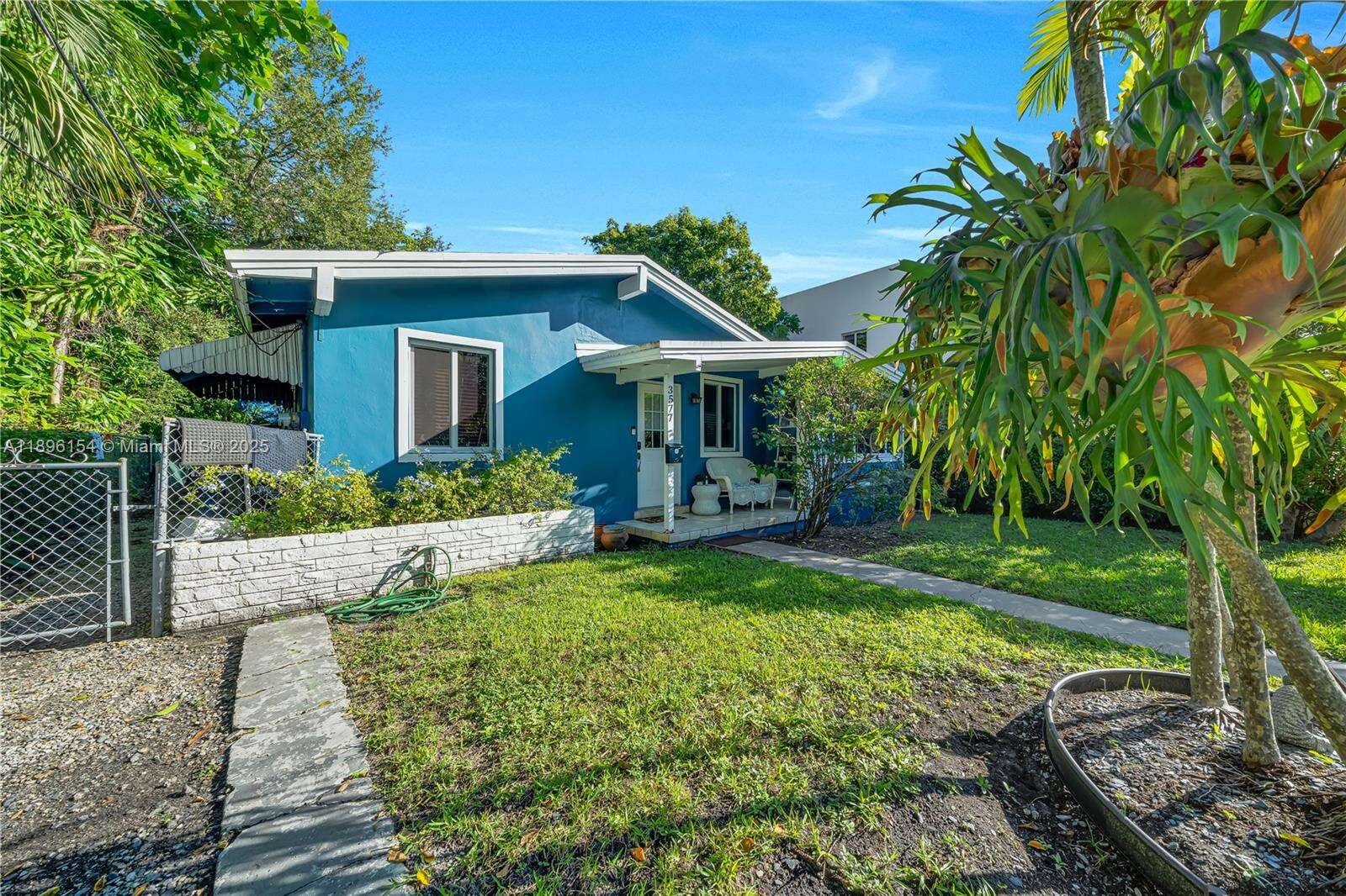3577 Charles Ave, Miami, FL 33133 | Picture 4