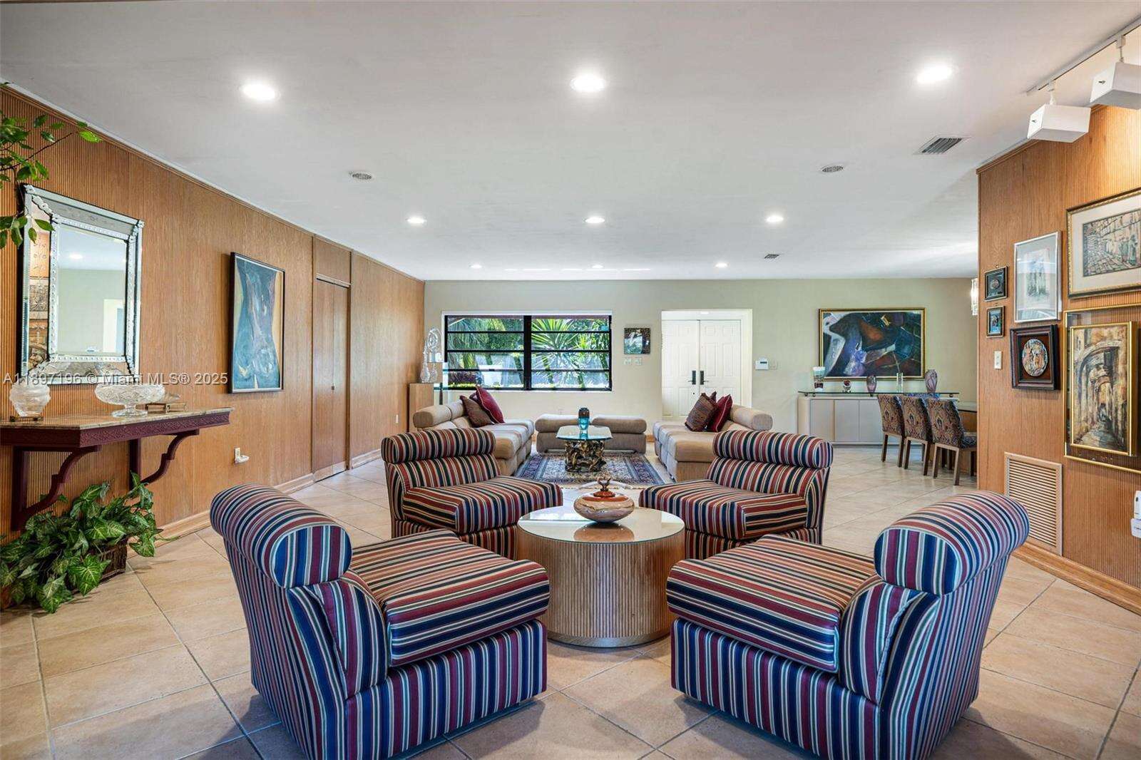 1855 Daytonia Rd, Miami Beach, FL 33141 | Picture 9