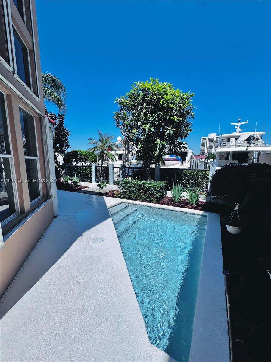 3699 208th Ter, Aventura, FL 33180 | Picture 38