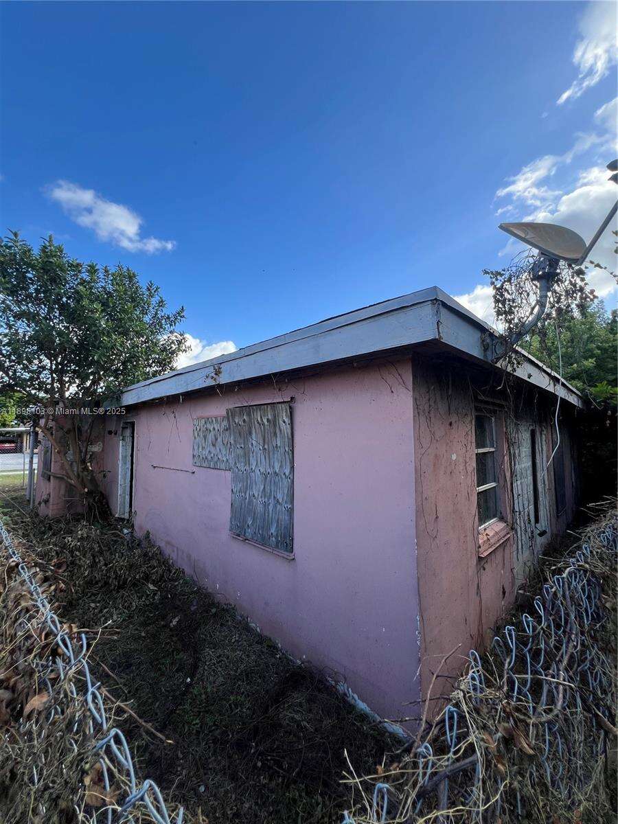 2122 Dewey St, Hollywood, FL 33020 | Picture 4