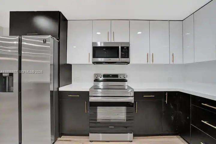 2100 28th Way, Fort Lauderdale, FL 33312 - For Sale photo 9