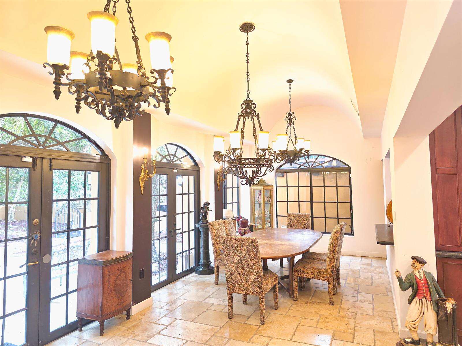 4200 Surf, Hollywood, FL 33019 - For Sale photo 5