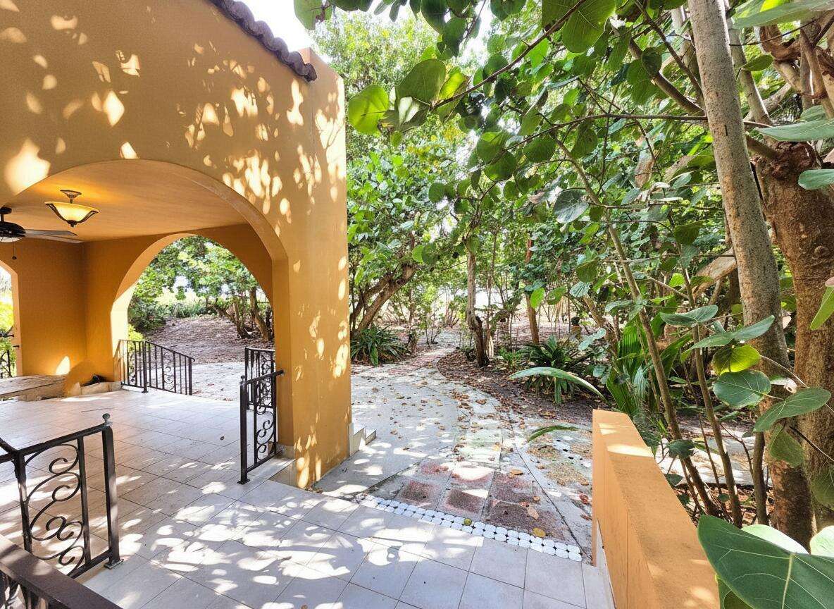4200 Surf, Hollywood, FL 33019 - For Sale photo 7