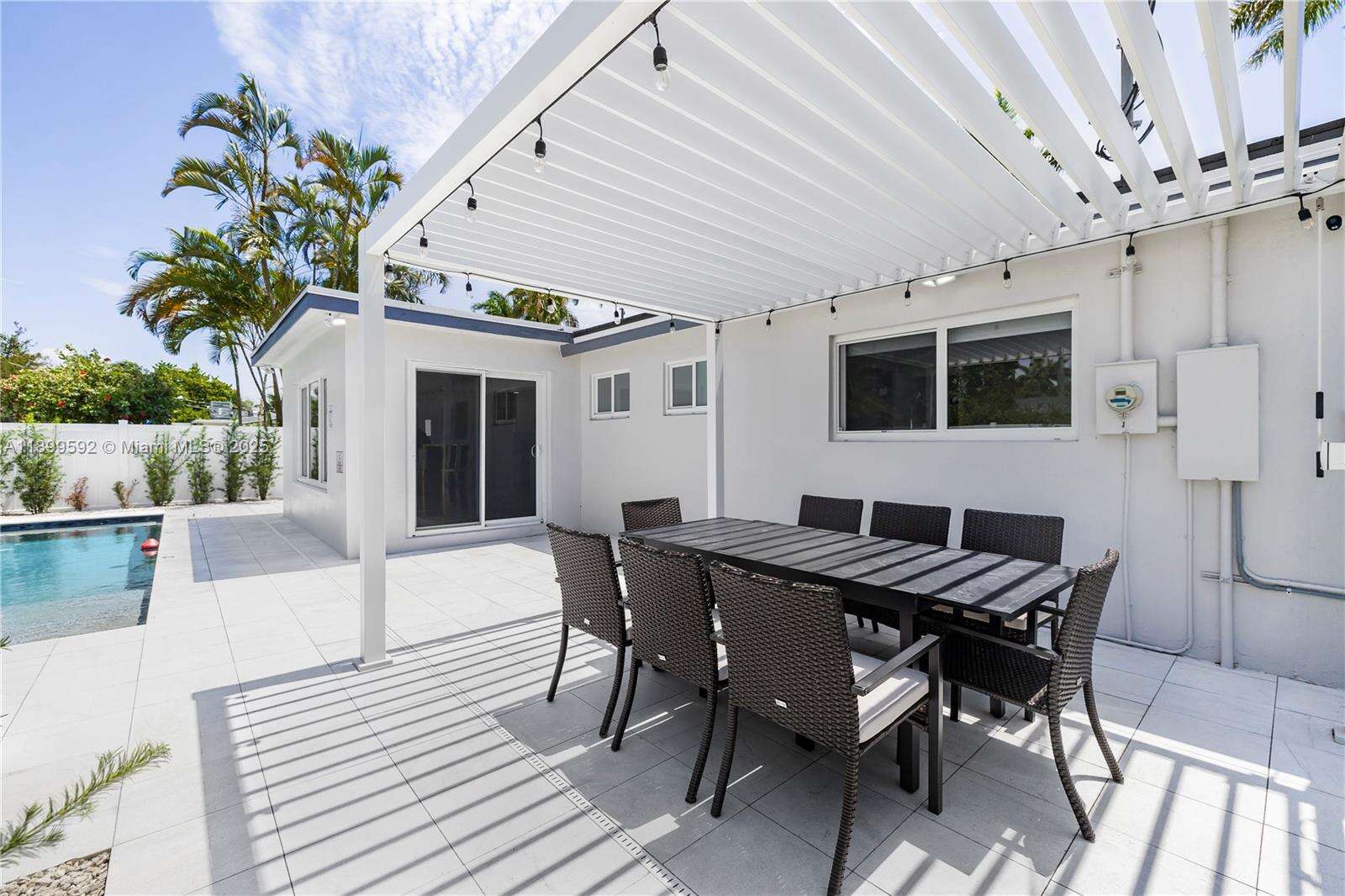 1104 13th Ter, Hollywood, FL 33019 | Picture 39