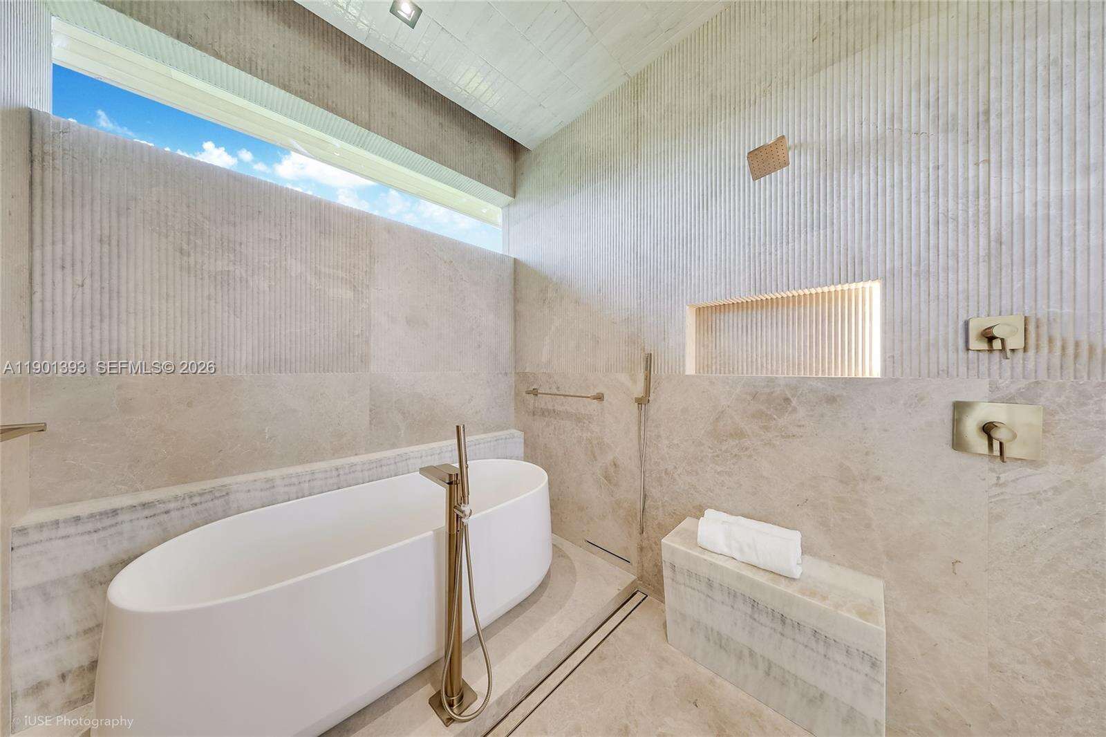 770 Lake Rd, Miami, FL 33137 | Picture 12